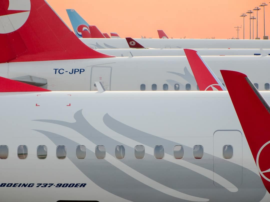 découvrez les meilleures compagnies aériennes à bas prix pour voyager économiquement. comparez les tarifs, explorez diverses destinations et trouvez des astuces pour profiter pleinement de vos voyages sans dépasser votre budget.