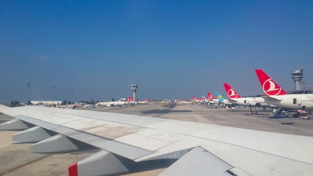 découvrez les meilleures compagnies aériennes à bas prix qui vous permettent de voyager sans vous ruiner. comparez les offres, trouvez des conseils pour économiser sur vos billets d'avion et préparez-vous pour vos prochaines aventures tout en respectant votre budget.