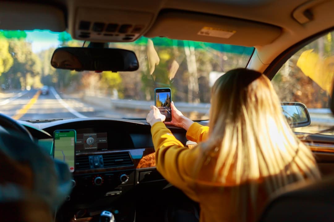découvrez l'aventure ultime avec notre guide de road trip ! explorez des paysages à couper le souffle, des destinations passionnantes et des conseils pratiques pour planifier votre voyage parfait sur la route. prenez le volant et laissez-vous inspirer par l'inattendu !