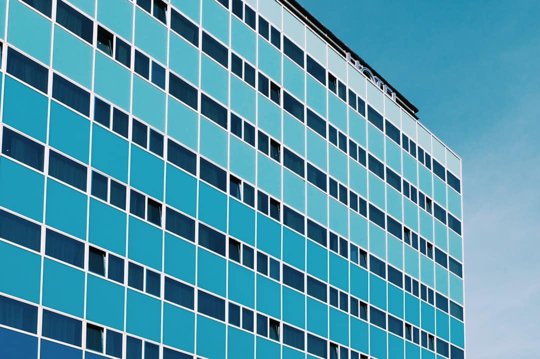 découvrez nos options d'hébergement exceptionnelles qui allient confort et convivialité. que vous recherchiez un hôtel, un appartement ou une maison de vacances, nous avons la solution parfaite pour rendre votre séjour inoubliable.
