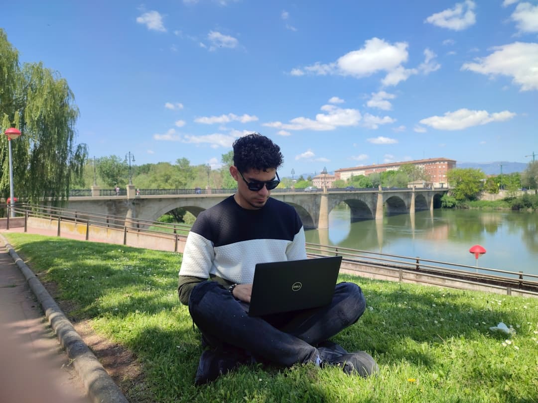 découvrez le mode de vie des digital nomads : liberté, flexibilité et travail à distance à travers le monde. apprenez comment allier carrière et voyages tout en vivant des expériences enrichissantes.