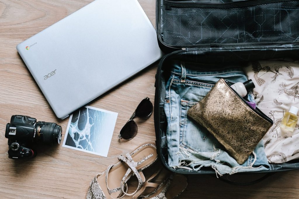 découvrez notre sélection de bagages pratiques et élégants pour tous vos voyages. valises, sacs à dos et accessoires : trouvez le modèle idéal pour voyager sereinement et organiser facilement vos affaires.