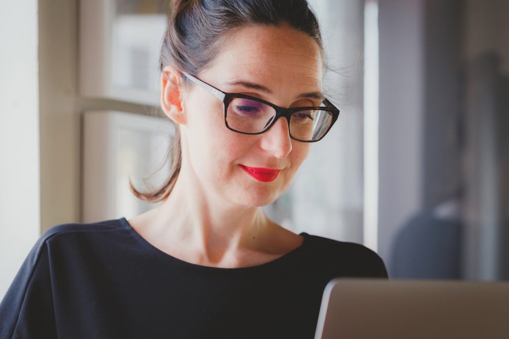découvrez tout ce qu'il faut savoir sur les salariés : droits, obligations, rémunération, législation du travail et conseils pratiques pour optimiser votre vie professionnelle.