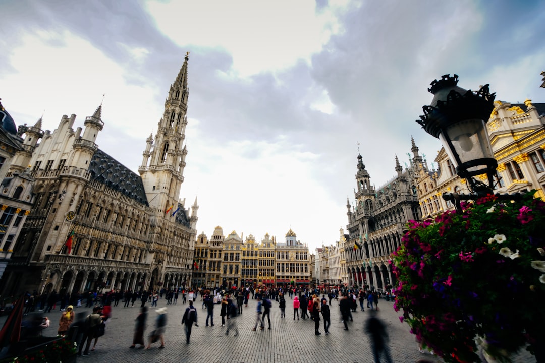 découvrez les meilleures destinations, astuces et conseils pour vos voyages. profitez d'expériences uniques et inoubliables grâce à notre guide complet du tourisme.