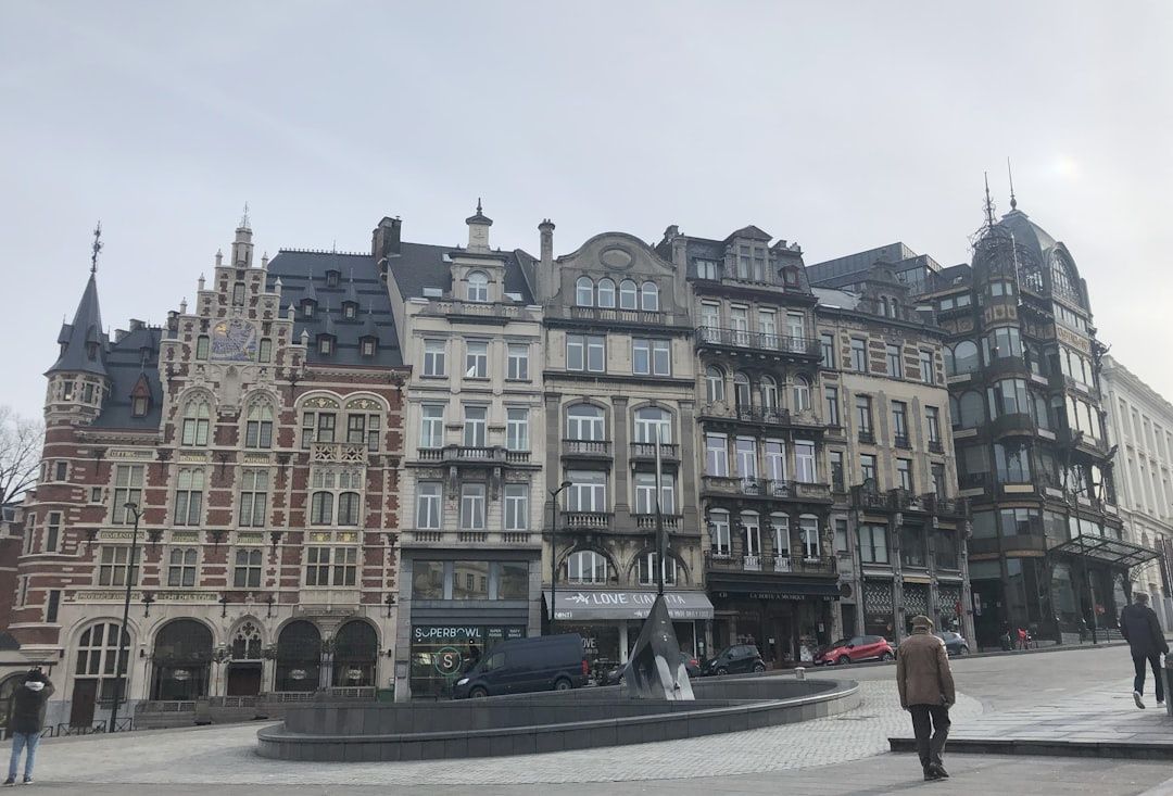 découvrez nos conseils et astuces pour un voyage en famille réussi à travers l'europe, avec des activités adaptées à tous les âges et des destinations incontournables.